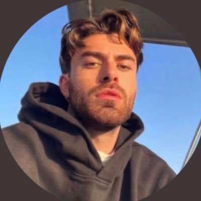 alialsh63176987's profile picture. خًذً منُ اليٍوَّمً : ”عًبًــرَةَ“وخًذً منُ الامَّسَ : ”خبـرة“