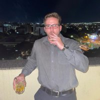 rodriguinho galego (@maiagueta) 's Twitter Profile