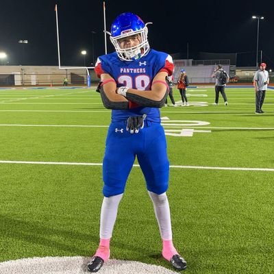 || Class of 2024 ||
Midway High School Linebacker #28 ||
Email: soloriojoel0@gmail.com || GPA 3.5 || Phone: 479-365-9021 ||
