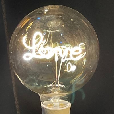 EEli65's profile picture. For life & peace 🕊🐾