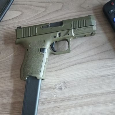 AnarchyMadeYou's profile picture. Fashionably late to Twitter. Degenerate City Dweller. Autist 🤣😉