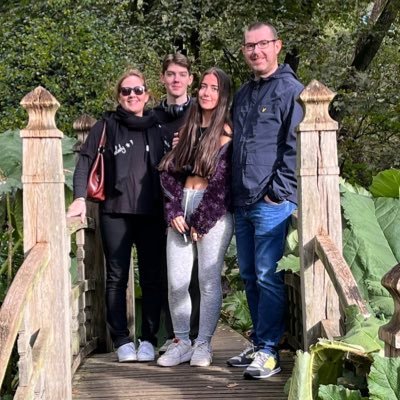 chrishilton73's profile picture. Husband @larajhilton Dad @maddiiehilton @zacharyohilton Developer @rails Red @LFC Adidas trainer addict