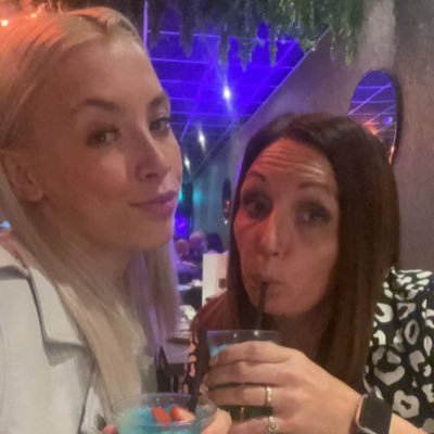 TinaMallinder6's profile picture. drama 🦙