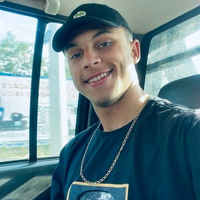 @yalimap_❤️ você desmonta minha parede quando solta esse sorriso.🎶🥵