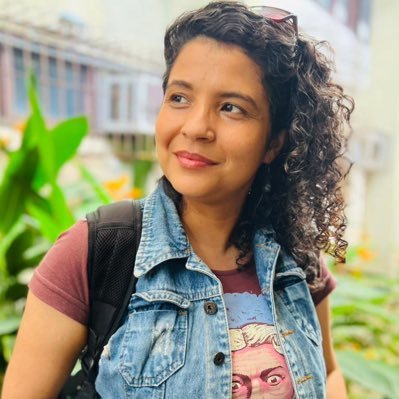 🌈Lésbollah, artista visual, Publicitária esquerdalha e leitora voraz. Leio de tudo, menos auto ajuda.
