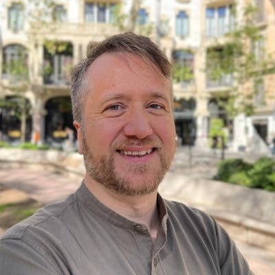 Professor Agregat a @UABBarcelona. Formador inicial de mestres en matemàtiques.