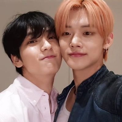 emotionally attached to pink mullet yeonjun
