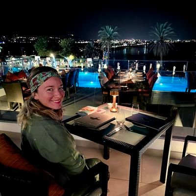 nzucman's profile picture. Médecin @HopAnnecyStJu en #Réanimation 
Ancienne CCA Hôpital Louis Mourier, @APHP
Secrétaire de la Commission Jeunes @La_SRLF @JeunesSrlf