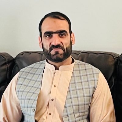 Entrepreneur, Technology & Business Analyst.