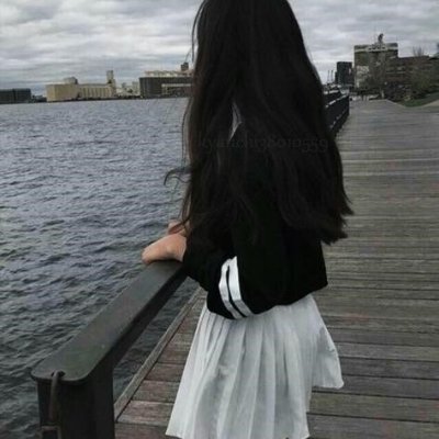 🚺 // 153 // えむ // 一緒にお泊りとかしたい // かまってちゃん // 定期的に会える人募集