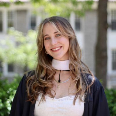 Doc student in School Psychology @ UMD 🐢 || Temperament and Narratives Lab || 🏳️🌈 (she/her)