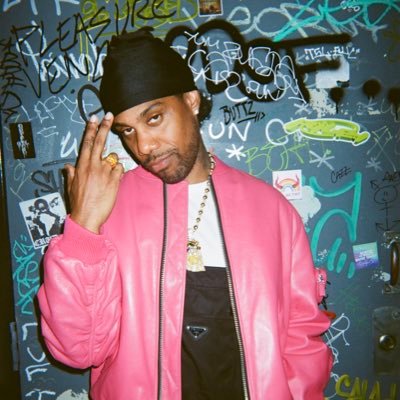 REESElaflare Profile Picture