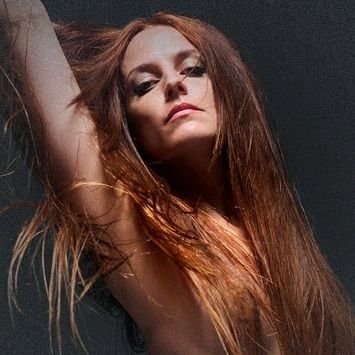 your best and first daily dose of photos and videos of actress riley keough — fan account