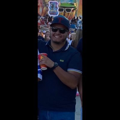 RicardoMar2324's profile picture. 