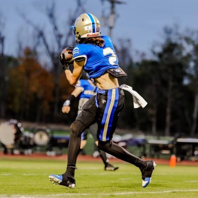 Wilson central high school 🚾 | Football🏈/Track🏃| 6’2 / 160lbs | C/O 2024 | CB/WR | #9 long jumper in TN| email: lyrikblevins@gmail.com cell: (863)-640-7338