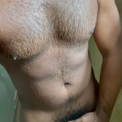 DomBlackPrince's profile picture. Black, loose-fitting prince, dominating submissive sluts who know how to recognize a real, masculine, virile and powerful man. Start taxing, rubbish people.