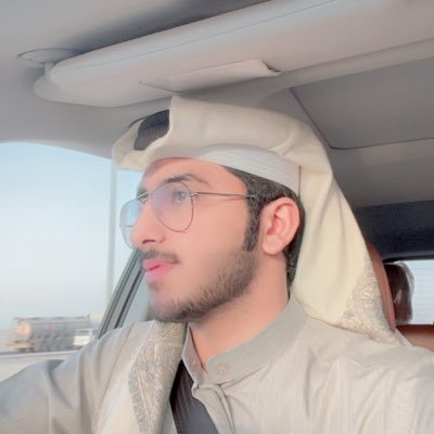 aadaztclwap's profile picture. من ضَحايا الذكّريات🍂