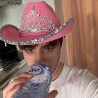 ᴍᴀxɪᴍᴇ (@maximecola) 's Twitter Profile