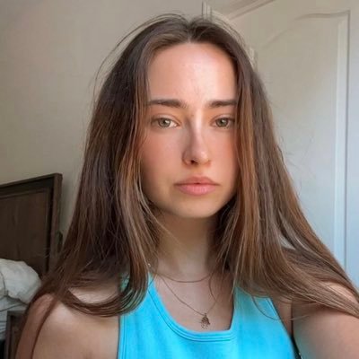 EvelynWarr48962's profile picture. Loving life😎