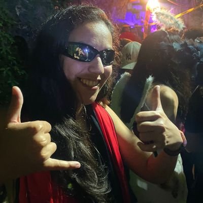 deixe claro pras pessoas que você as ama sempre que possível.
sentir saudade nunca traz de volta quem se foi