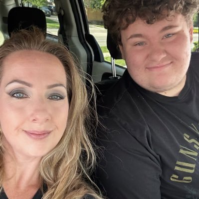 Amberest1984's profile picture. 