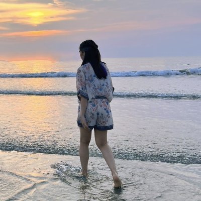 EXplOration in Manila • BeTSinBulacan
|| A fangirl • ⚡• PUPian • EXO-L • Carat • Reveluv || https://t.co/5ynsivDXQY •  https://t.co/3vi3HIdE7g ||