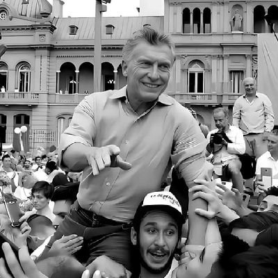 FANÁTICA DEL ROJO. Despierta por elección. Libertad o nada.🦅