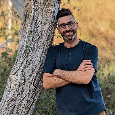 andrewveis's profile picture. Boston Marathon Finisher, Coffee Roaster