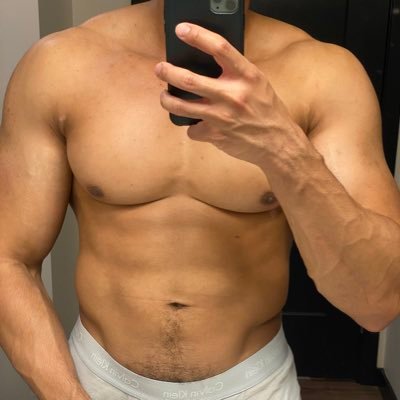 Bobbysawyer_1's profile picture. alt. Cheesecake Factory enthusiast