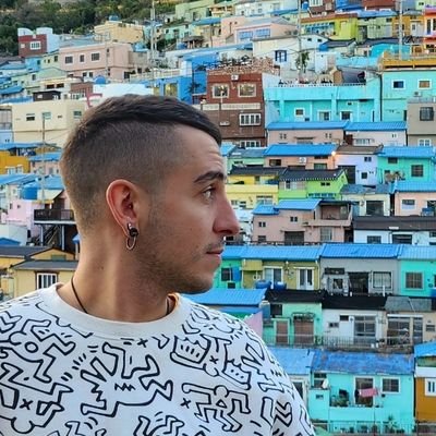 Andy ⌬ Profile
