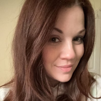 Michell42111777's profile picture. 