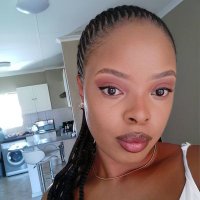 Molebogeng (@extraspricy) 's Twitter Profile