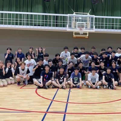 関西学生バスケットボール連盟3部所属🏀毎週月火木金土のうち週3練習⛹🏻♂️部員36名✨ご入部お待ちしております🔥質問・見学希望はDMください🙋🏻♀️2025年新歓用アカウント→@omubbc_2025