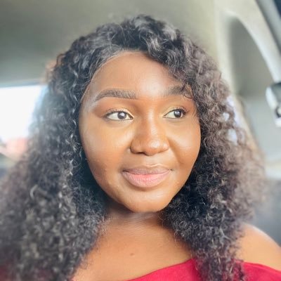 Accountant🧮🧾 | Aspiring event planner| Chef😋 |Makeup artist💋|potential wify and mother !!!!!!! extraordinary uniqueness 🥰