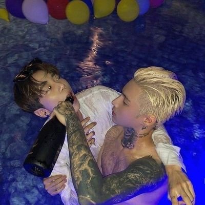 axxxoe06's profile picture. 