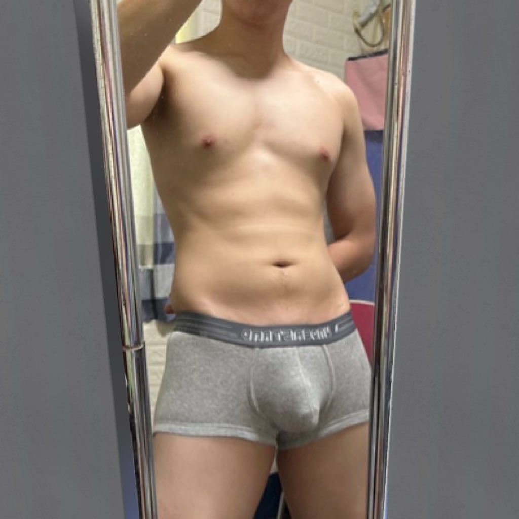 Ou3Uu9's profile picture. 🔞未滿18歲請勿瀏覽/高雄/台南/好想做愛🥹