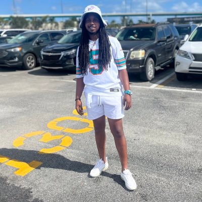 Isaiah 54:17 South Florida📍#FINSUP🐬#HEATCULTURE🔥#ITSALLABOUTDA🙌🏾💚🧡 #REDSOX ⚾️🧦 IG: itsdacannon_