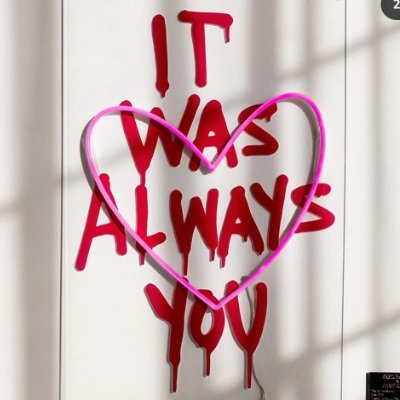 alexia_raven_13's profile picture. On point !