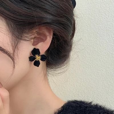 Lynnlynn6699's profile picture. 