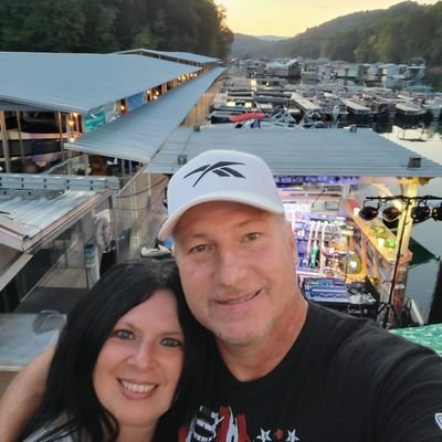 Father of 5 awesome kids. Awesome GF. MAGA/American proud. Having fun, living life. FJB and his unqualified administration. Truth speaker.. Got it 👍