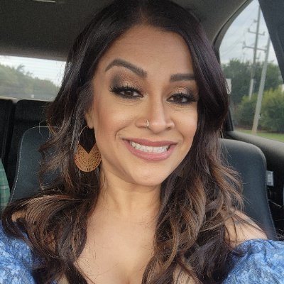 MsPatel1221's profile picture. 🍎🧡💙ESOL Teacher💙🧡🍎
Founder/Executive Director of Furry Friends Animal Aid
Please follow us @aid_furry