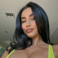 headgiver (@roxiebab73810) 's Twitter Profile