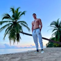 CC (@capricorn_clown) 's Twitter Profile