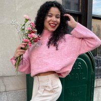 Bella! (@bellar0b) 's Twitter Profile