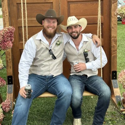 JadenBorder's profile picture. loading...