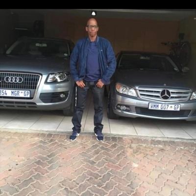 Dj,Music producer, for bookings djflaskbookings@gmail.com https://t.co/vbnHuwki1u https://t.co/DJ6FFDWv2q