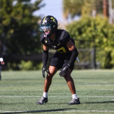 6’0 | 175lb | CB | OC All-Star | GOLDEN WEST COLLEGE | FRESHMAN | Email:NoelVallejo@hotmail.com | Phone:6263474687