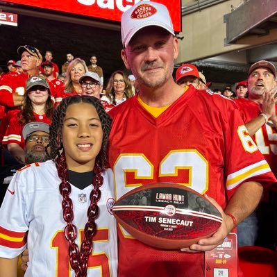 Dad & Papa. Retired Army Colonel. Iraq & Afghanistan. Combatant Commander. Chiefs & Royals fan. Wicked’s #1 fan - https://t.co/flxHRp9AyE