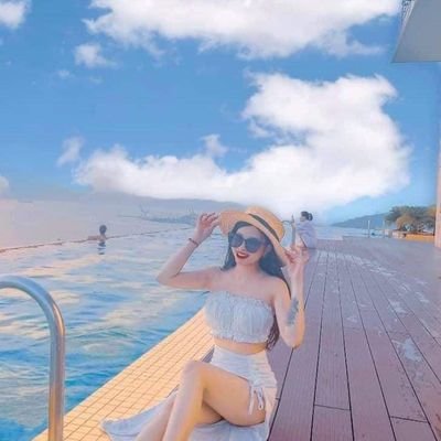 Locvo0798's profile picture. mn đi qua tt và thả tym cho e đi ạ , e hứa sẽ trả đủ ạ 😉