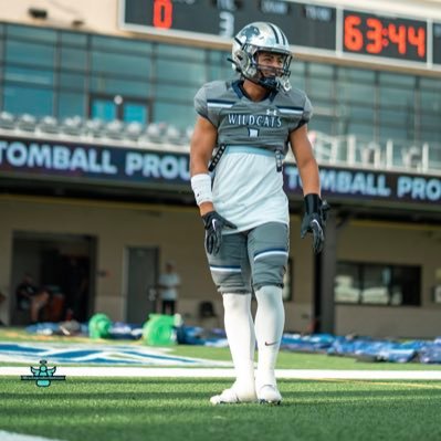 yeti ✝️|| TMHS || Co-2024🧑🏾🎓|| 5,7 170lbs|| 🏈Varsity Slot Receiver,running back#1||3.7gpa|| 270 bench 405 squat||📞832-490-0810|| Fly high LLDG